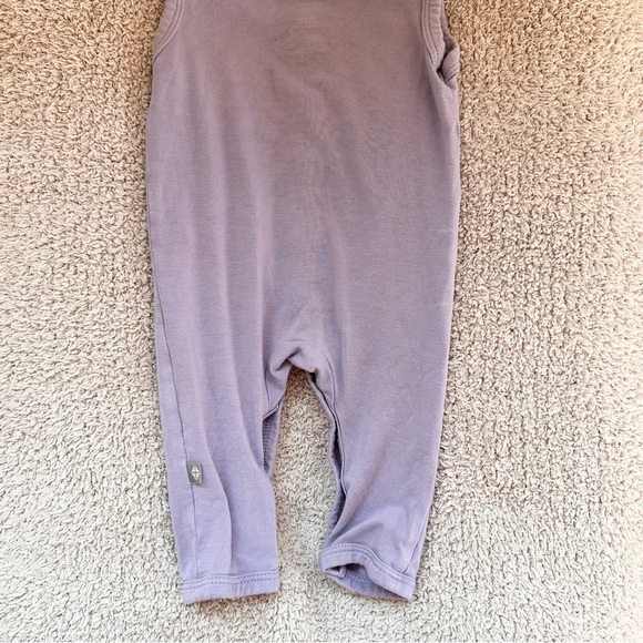Kyte Baby Snap Romper Taro lilac 
0-3 months - Picture 4 of 7